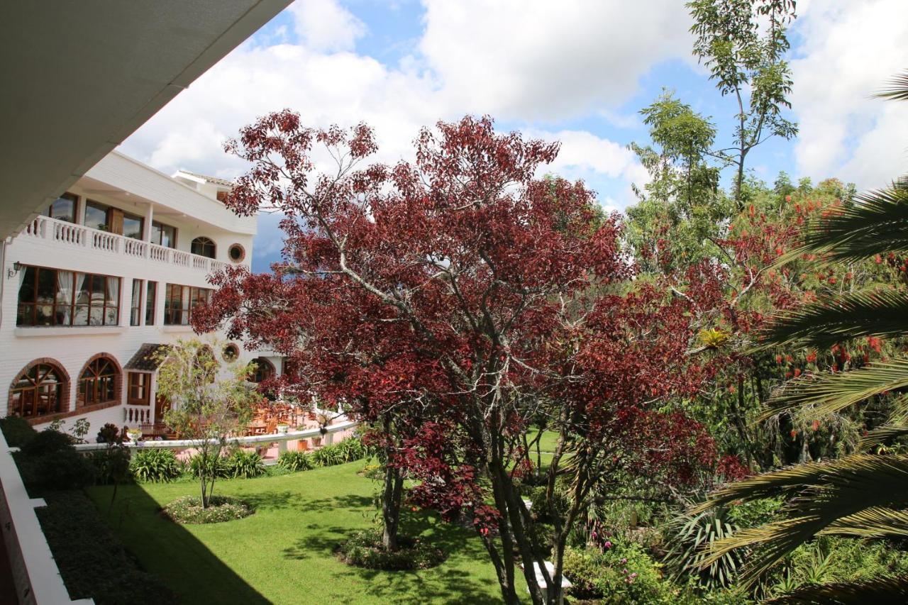 La Posada Del Quinde Otavalo Exterior photo